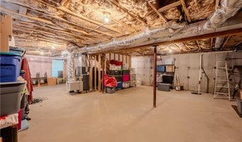 111 Middle St, North Kingstown, RI 02852
