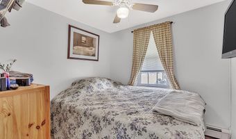 77 Navesink Ave, North Middletown, NJ 07748
