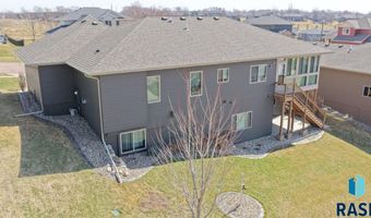 713 N Garnet Cir, Brandon, SD 57005