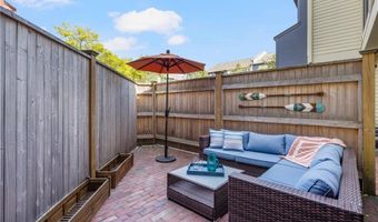 308 Swans Wharf Row, Newport, RI 02840