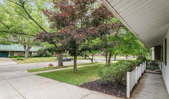 190 Westview Dr, Alma, MI 48801