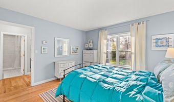 720 Pitchers Way 48, Barnstable, MA 02630