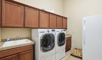 10326 W IRONWOOD Dr, Casa Grande, AZ 85194