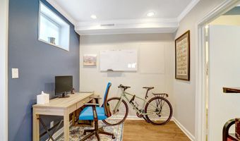 4220 32ND St S, Arlington, VA 22206