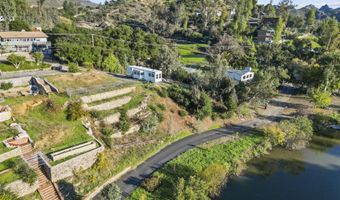 2374 Laguna Circle Rd, Agoura Hills, CA 91301