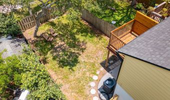 67 W 8TH St, Atlantic Beach, FL 32233