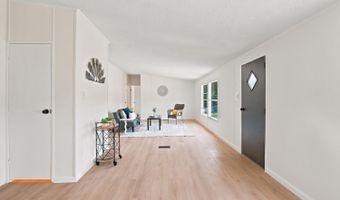 175 Meadowview Ln, Axton, VA 24054