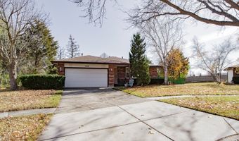 1849 W Spring Ridge Dr, Arlington Heights, IL 60004