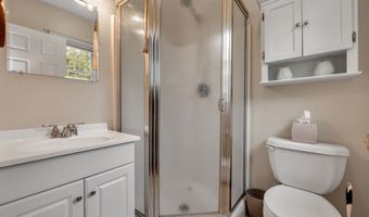 114 Tiffany Ln, Bristol, CT 06010