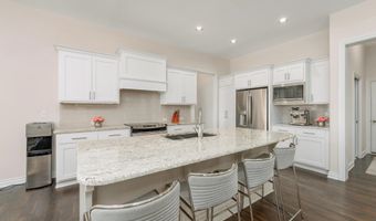 1513 N Shadow Rock Dr, Andover, KS 67002