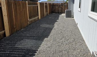 652 Jennys Ln, Fernley, NV 89408