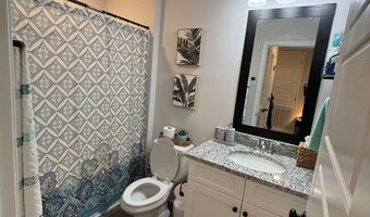 278 The Prado E-4, Apalachicola, FL 32320