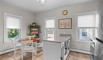 48 Constitution St 1, Bristol, RI 02809