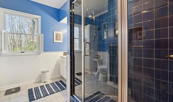 104 Highland Ave, Allegan, MI 49010