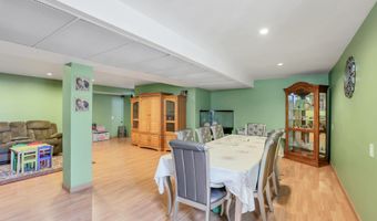 25 Cannonball Dr, Barnegat, NJ 08005