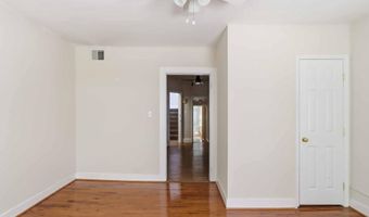 827 N HOWARD St, Baltimore, MD 21201