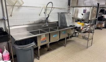 205 207 E Superior St, Alma, MI 48801
