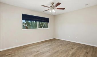 1561 Oak Hill Dr, Escondido, CA 92027