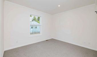 1346 Newport Ave, Attleboro, MA 02703