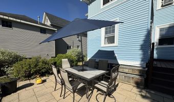 104 7th St, Bangor, ME 04401