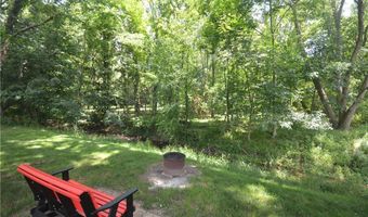 759 Tallkron Dr, Akron, OH 44305