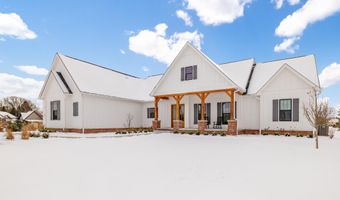 21572 34 Mile, Armada, MI 48005