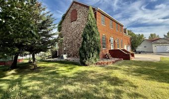 1522 N 20th St, Aberdeen, SD 57401