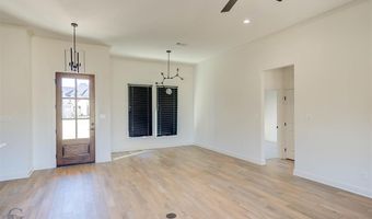 703 Julesburg Ln, Benton, LA 71006