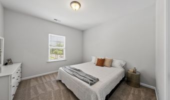 1705 Pointe Xing, Apex, NC 27523
