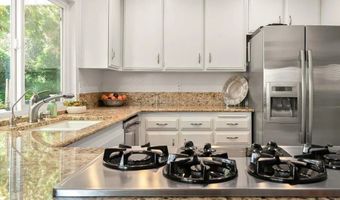 4924 Avila Ave, Carlsbad, CA 92008