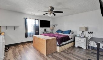 13144 Algonquin Rd, Apple Valley, CA 92308