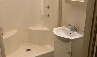 382 S Main St, Alburgh, VT 05440