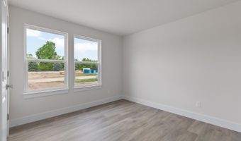 2010 Green Acres Dr, Adrian, MI 49221