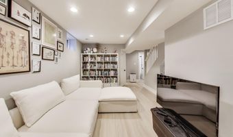 1225 EMERSON St NE, Washington, DC 20017