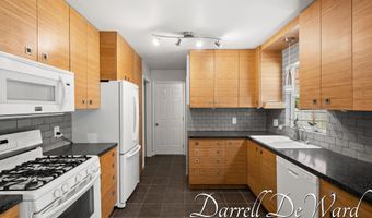 6662 Adaridge Dr SE, Ada, MI 49301