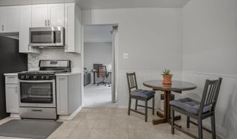 878 COLLEGE Pkwy #103, Rockville, MD 20850