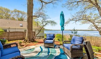 74 Acre Ave, Barrington, RI 02806