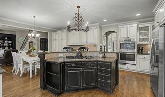 31 Rocky Brook Ct, Acworth, GA 30101