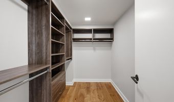 1781 N PIERCE St 501, Arlington, VA 22209
