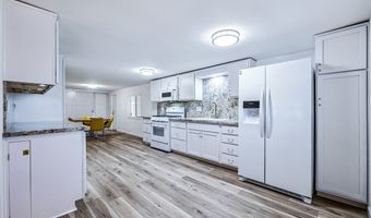2262 W Riverview Cir, Bullhead City, AZ 86442