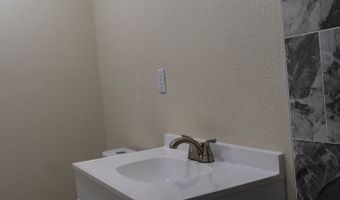 307 SW 11th St, Andrews, TX 79714