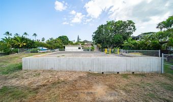 44-646 Kaneohe Bay Dr, Kaneohe, HI 96744