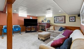 8960 Niver Ave, Allen Park, MI 48101
