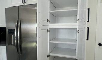 949 Harbor Dr, Bullhead City, AZ 86442