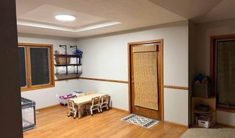 850 E Mill St, Akron, IA 51001