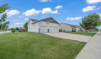 2914 SW Pleasant St, Ankeny, IA 50023
