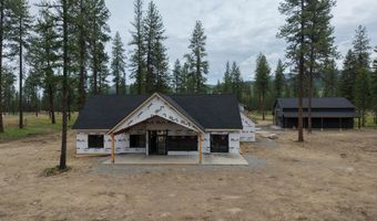 102 Wallace Ln, Blanchard, ID 83804