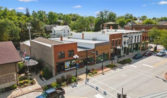 211 E Main, Anamosa, IA 52205