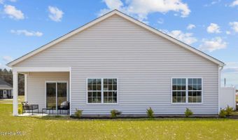 1110 Aviator Ln, Ayden, NC 28513