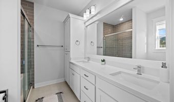 4401 Everest Cir, Ames, IA 50014